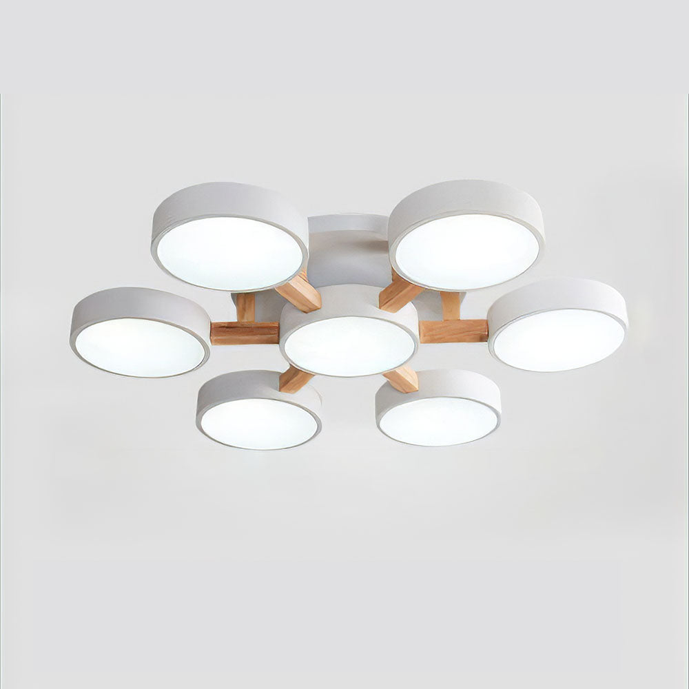 LED-Deckenleuchte mit modernem Holzdesign