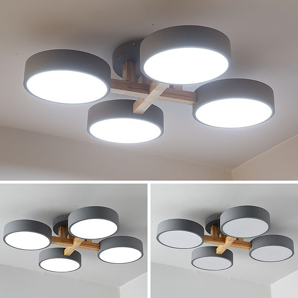 LED-Deckenleuchte mit modernem Holzdesign