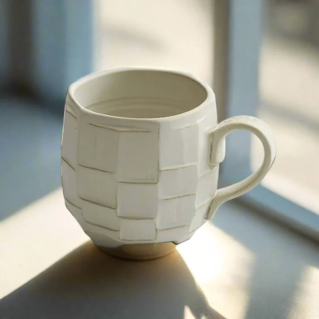 ZenSip – Vintage Keramiktasse mit japanischem Design für stilvolle Morgen