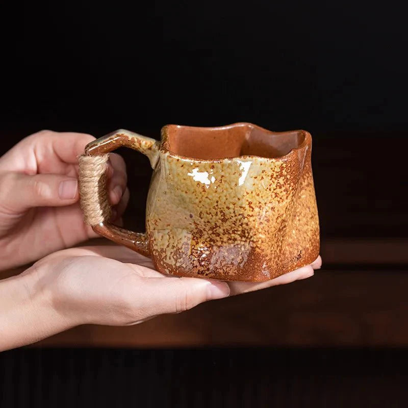 Japanischer Stil Unregelmäßige Kaffeetasse