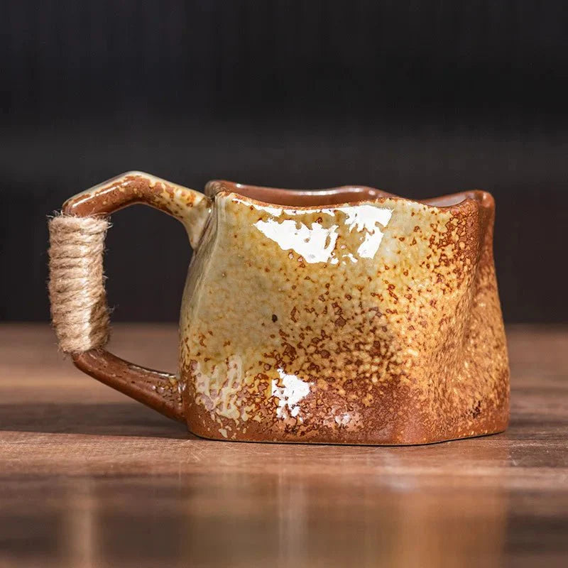 Japanischer Stil Unregelmäßige Kaffeetasse