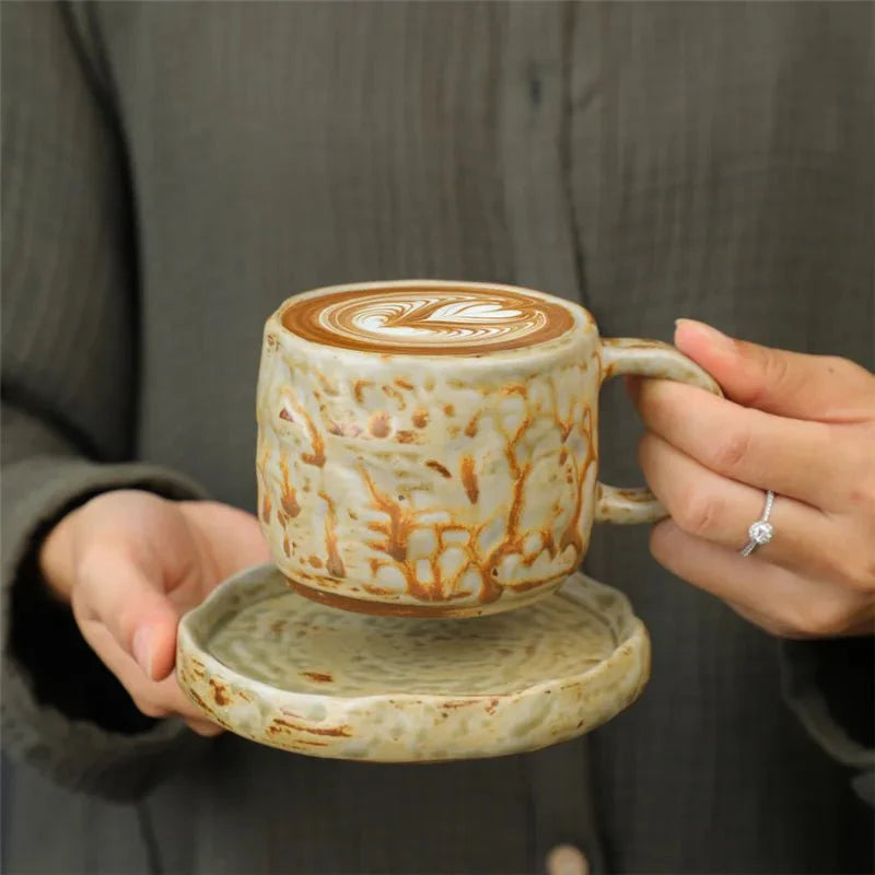 Japanischer Stil Grobe Keramik Teetasse und Untertasse Set