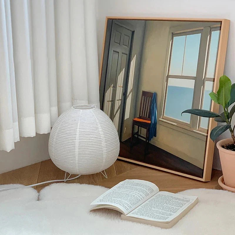 ZenGlow – Elegante Tischlampe im Wabi Sabi Stil für ein entspannendes Interieur