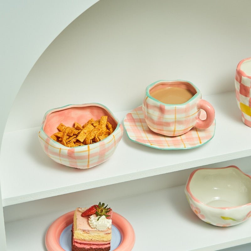 Unregelmäßige Kaffeetasse im koreanischen Stil