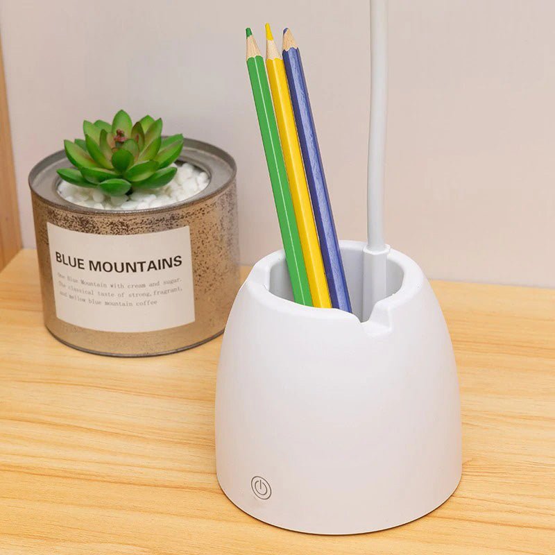 BrightBud – Praktische Kinder-Schreibtischlampe mit süßer Funktionalität