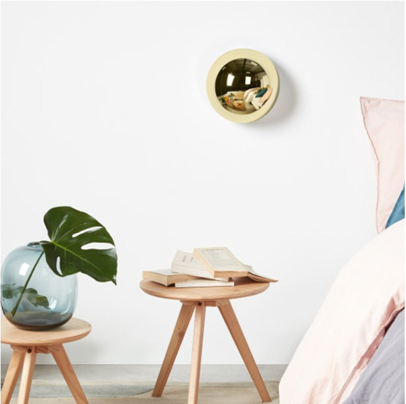 RoyaleGlow Elegante Runde Metall Wandlampe – Modernes Wohnaccessoire