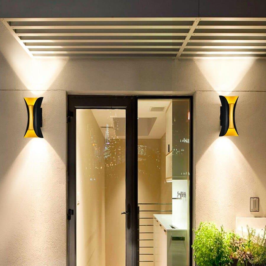LustriaGlow – Stilvolle Außenwandleuchte mit wetterfestem Design