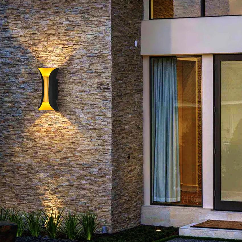 LustriaGlow – Stilvolle Außenwandleuchte mit wetterfestem Design