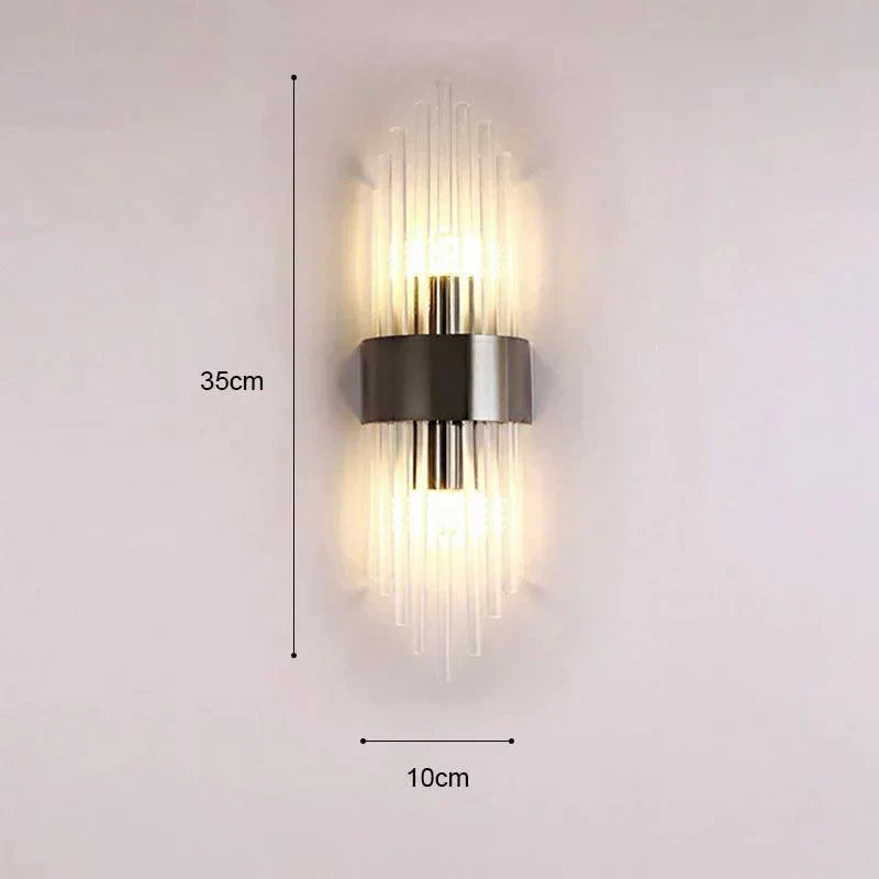 CrystalDazzle | Innovative Kristallwandlampe mit einem goldenen Akzent