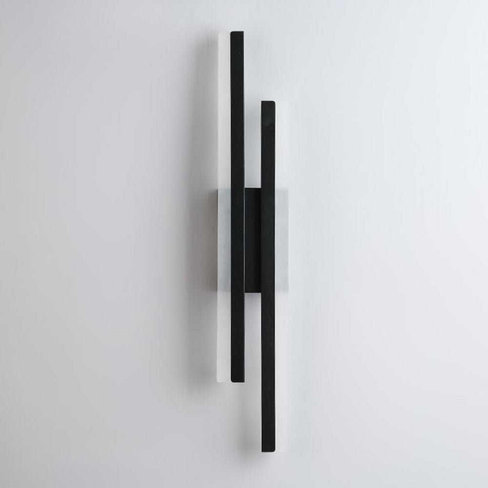 Garduru - Lange Acryl-Wandlampe für Wohnzimmer