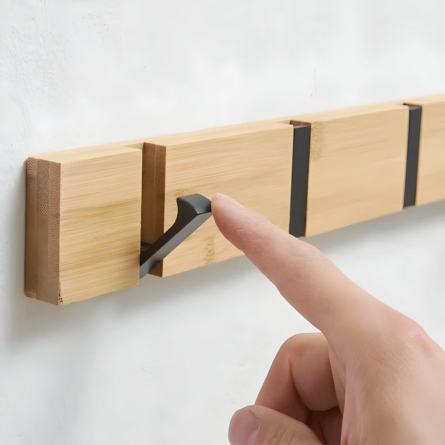 Garduru Hook – Wandmontierter Holz-Badezimmerhaken
