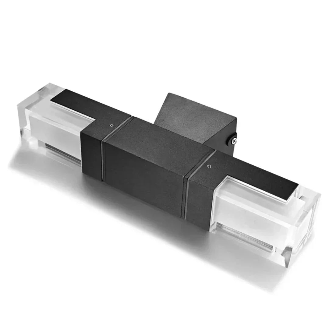 Garduru - Aluminium-Acryl-Wandleuchte im minimalistischen Design
