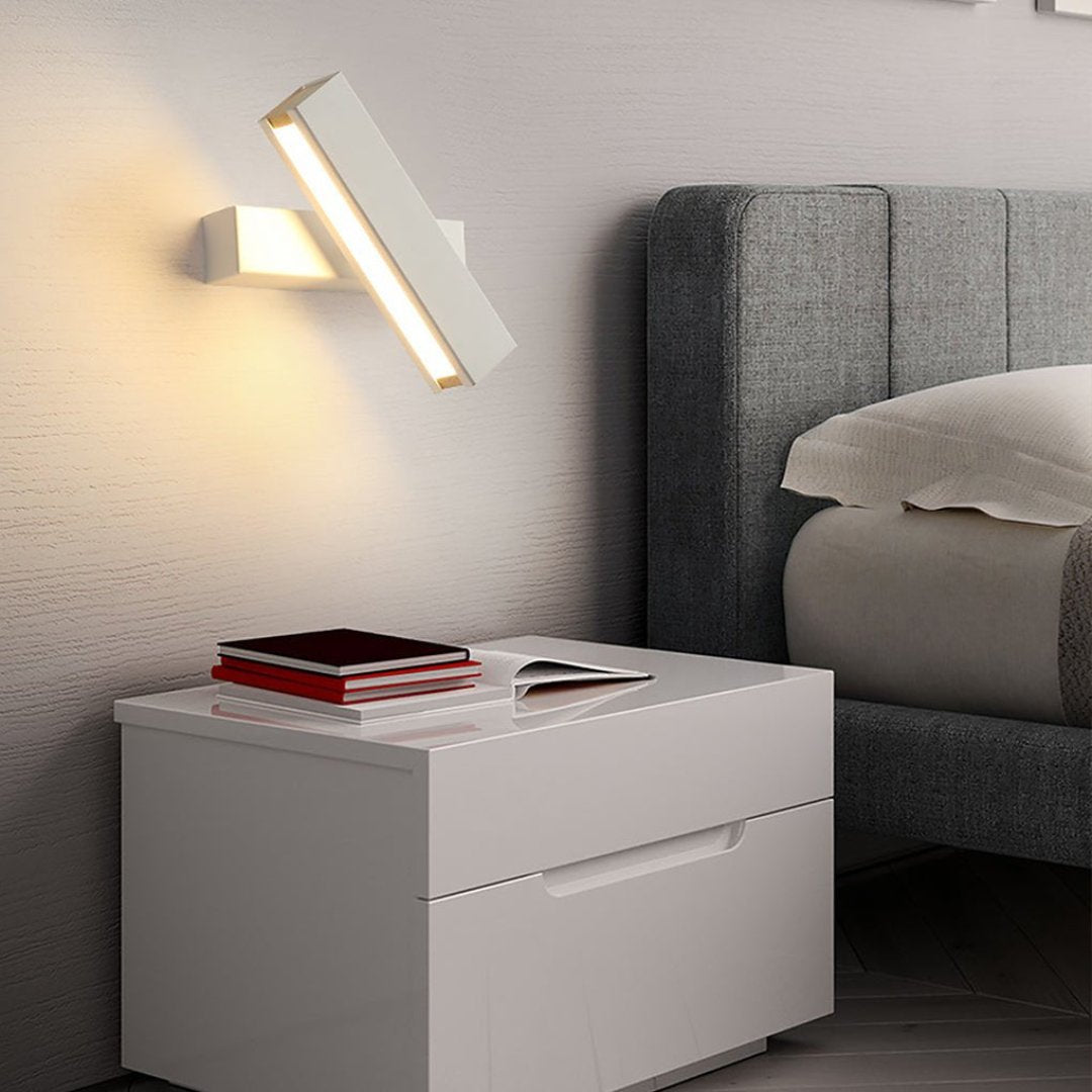 LuxeGlow Rotierbare LED-Wandlampe – Minimalistische verstellbare Beleuchtung