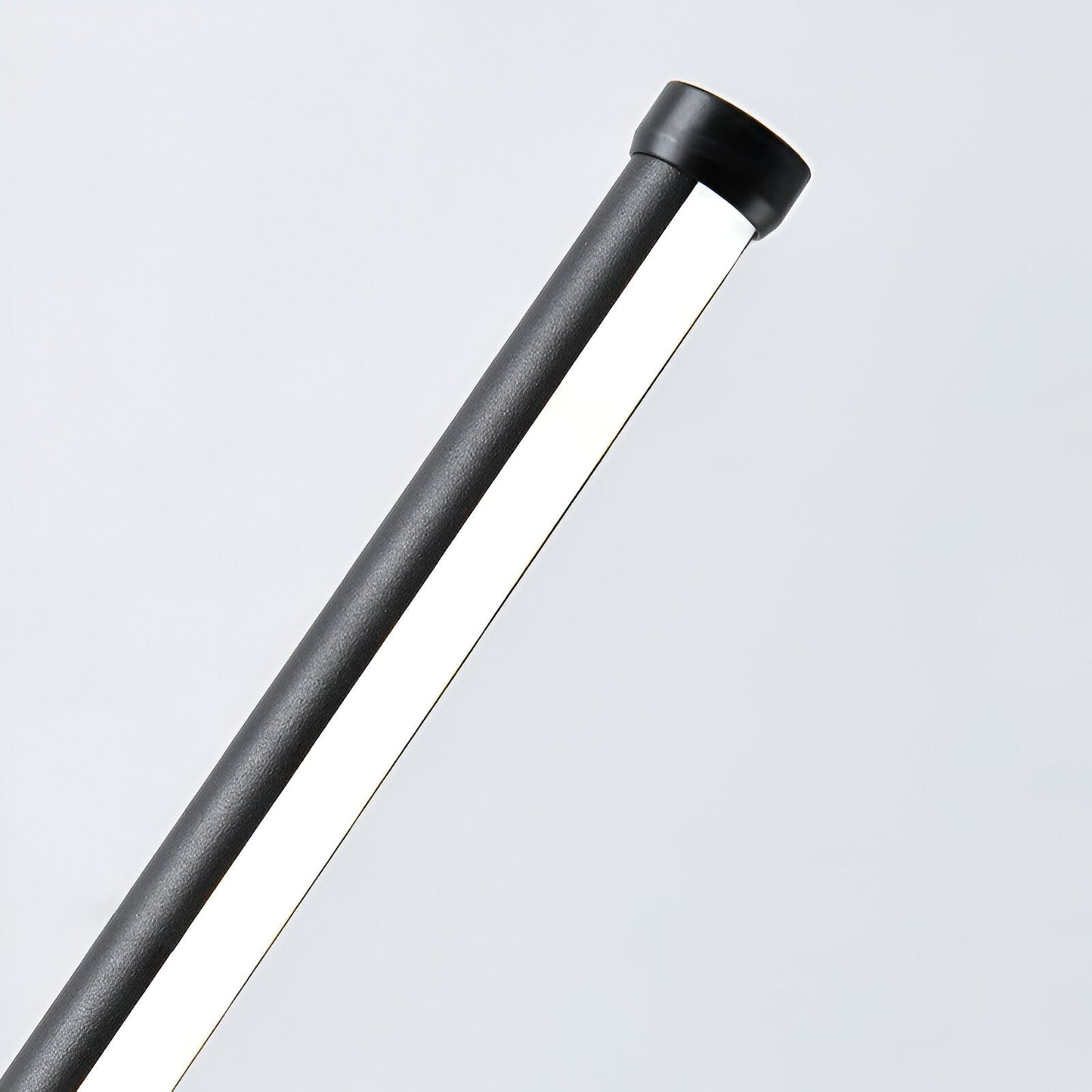 Minimalistische elegante schwarze LED-Tischlampe