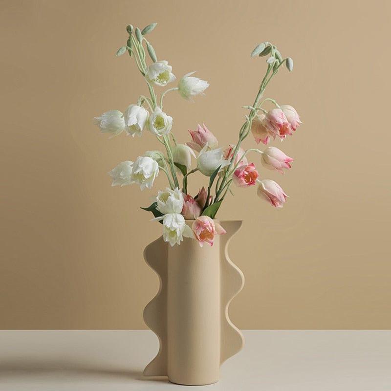 Garduru – Stilvolle Keramikvase für moderne Eleganz