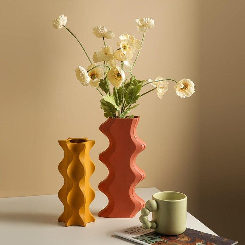 Garduru – Stilvolle Keramikvase für moderne Eleganz