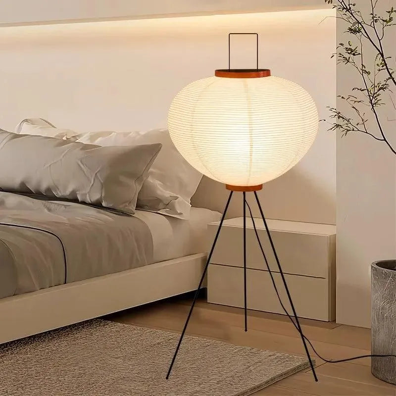 Moderne japanische Stativ hohe Stehlampe │ Minimalistische Vintage Stehlampe