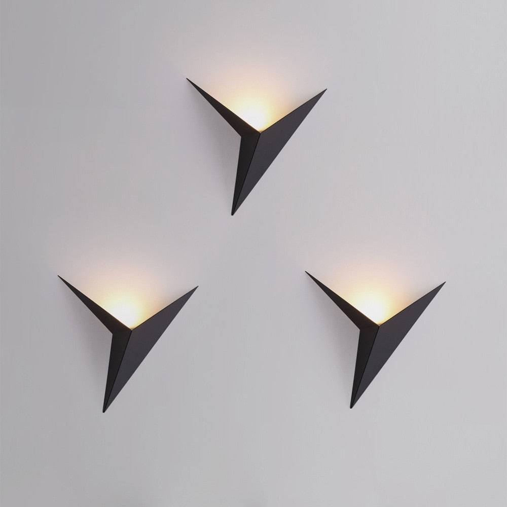 Royaleva Trigon Wandlampe - Moderne LED Dreiecks-Wandlampe, Schwarz/Weiß/Gold, Warm/Kalt Weiß