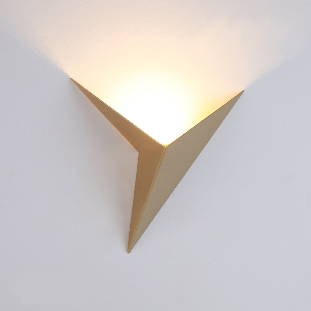 Royaleva Trigon Wandlampe - Moderne LED Dreiecks-Wandlampe, Schwarz/Weiß/Gold, Warm/Kalt Weiß