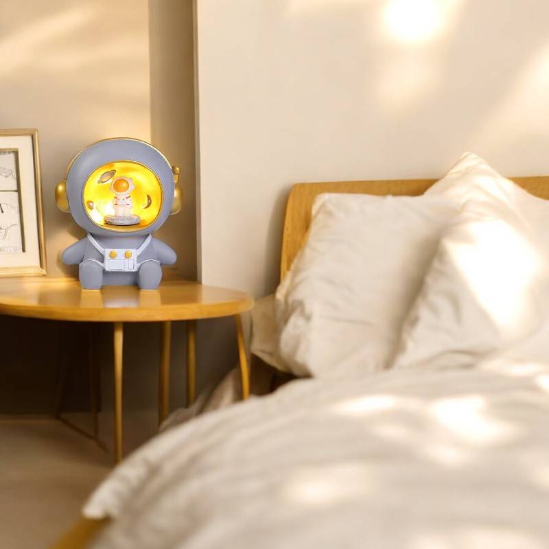 2-in-1 Astronaut Sparschwein & Nachtlampe Für Kinder