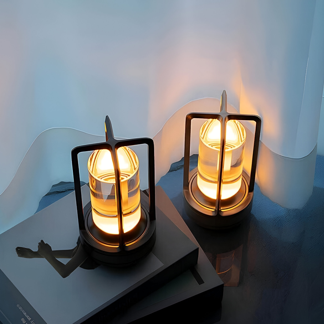 Garduru – Elegante und tragbare LED-Tischlampe für Innen- und Außeneinsatz