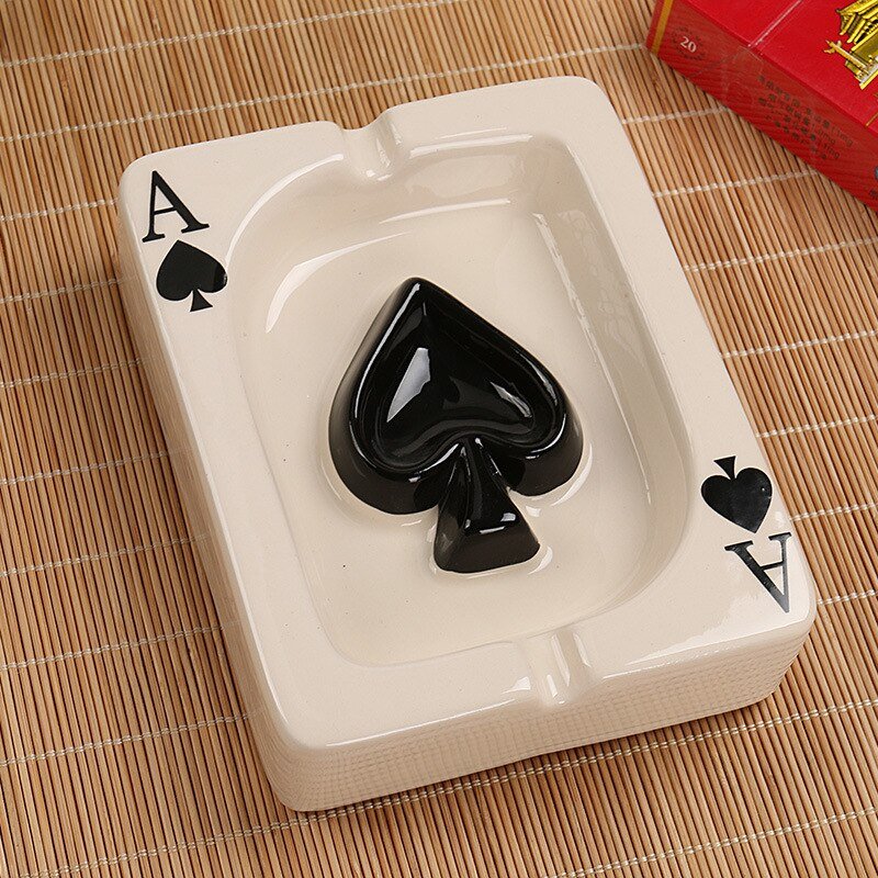 Poker Aschenbecher aus Keramik mit rotem Herz