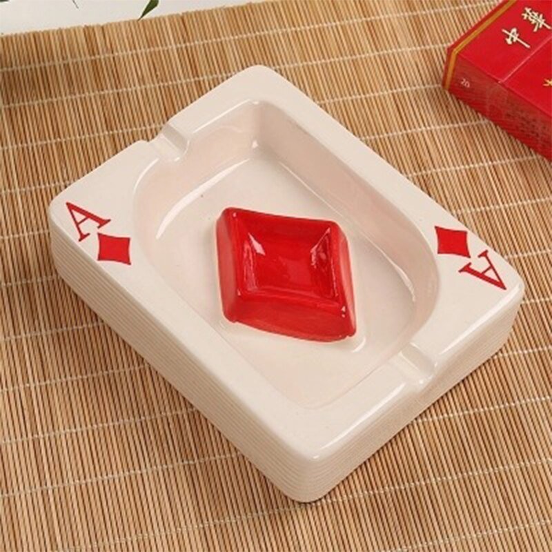 Poker Aschenbecher aus Keramik mit rotem Herz