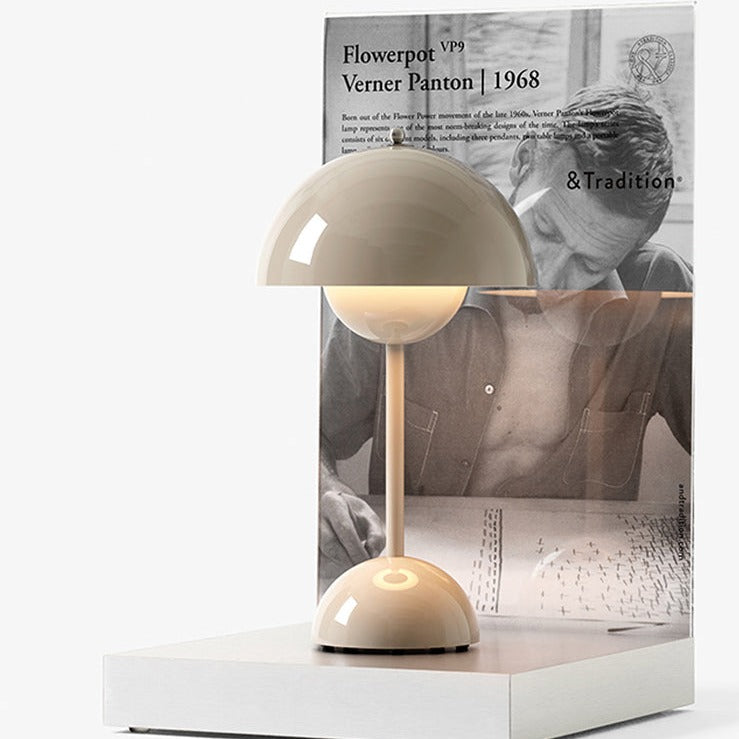 Garduru | Tischlampe mit Retro-Lampenschirm