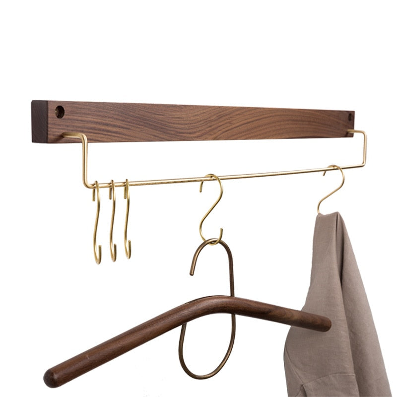 WoodCraft – Eleganter Buchenholz-Handtuchhalter mit Messingakzenten