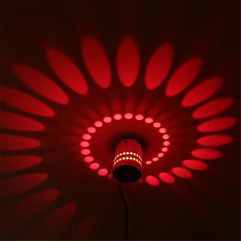 Luxora Spiral Light – Moderne LED Wand- und Deckenlampe mit 7 Farboptionen für stimmungsvolle Beleuchtung