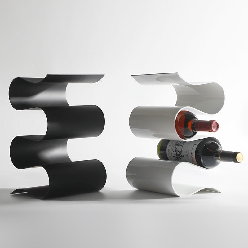 VinoFlow – Stylischer Metall-Weinregal mit elegantem wellenförmigem Design für 4 Flaschen
