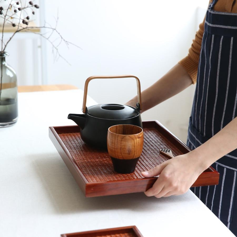 Skulptiertes Holz-Zen-Tablett – Japanische Eleganz für Ihre Teepause