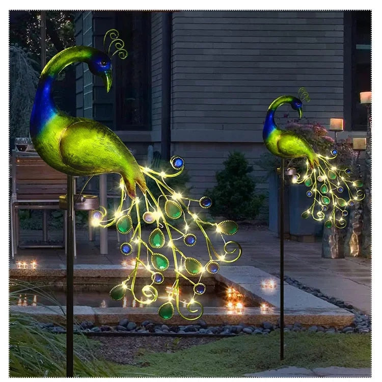 Garduru Gartenlaterne aus metall mit solarbetriebenem Licht