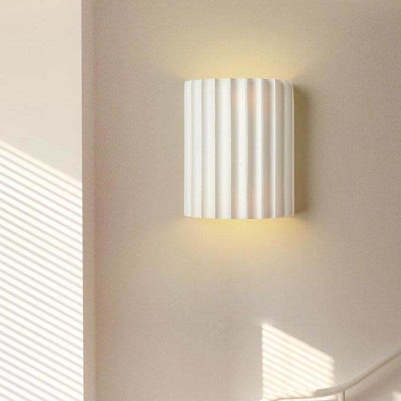 Moderne Design Wandleuchte – Lampenschirm in Falten