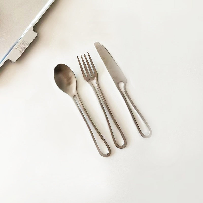 Outline Edelstahl Besteck Set – Modernes Design mit Hohlgriffen – 3-teilig für Dinner & Dessert