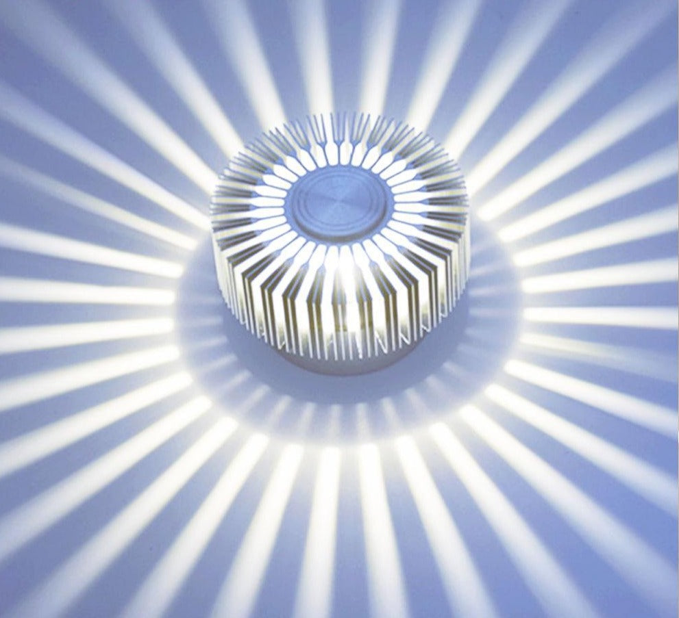 Sonnenstrahlen Schatten werfen dekorative Wandlampe
