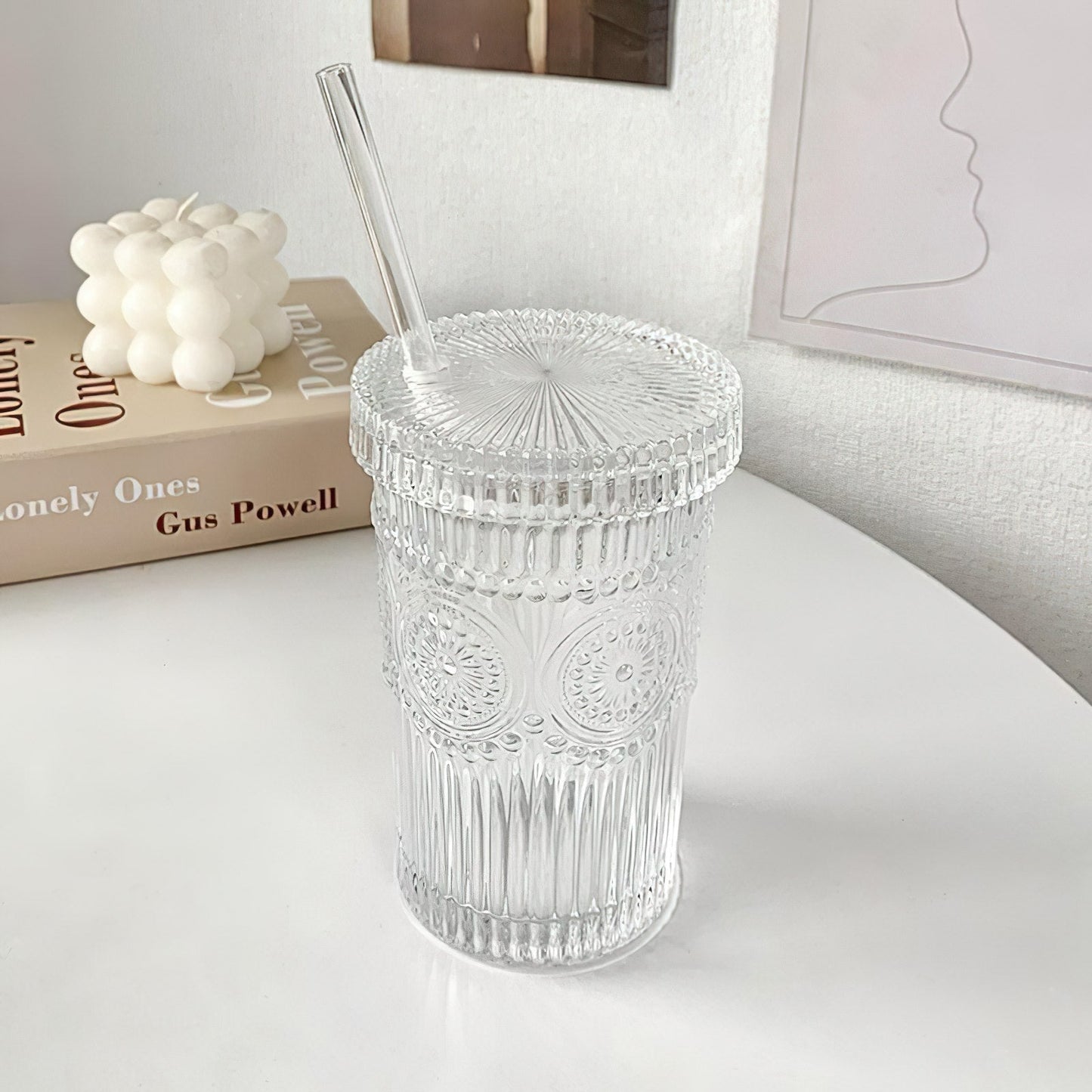 Gestreifte Glastasse mit Strohhalm-SunBloom™