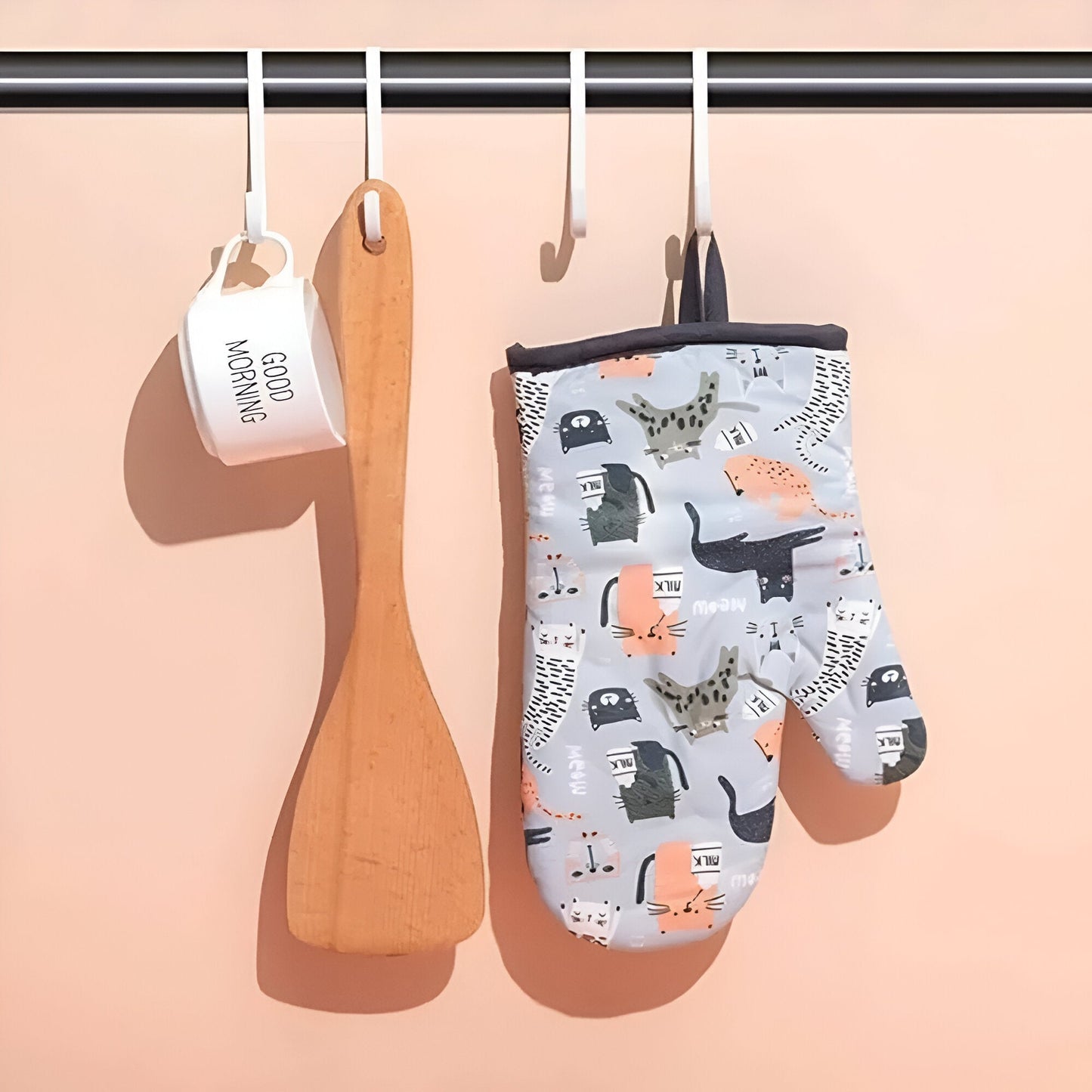 Zweiteiliges Set mit Katzenmotiv Ofenhandschuhe