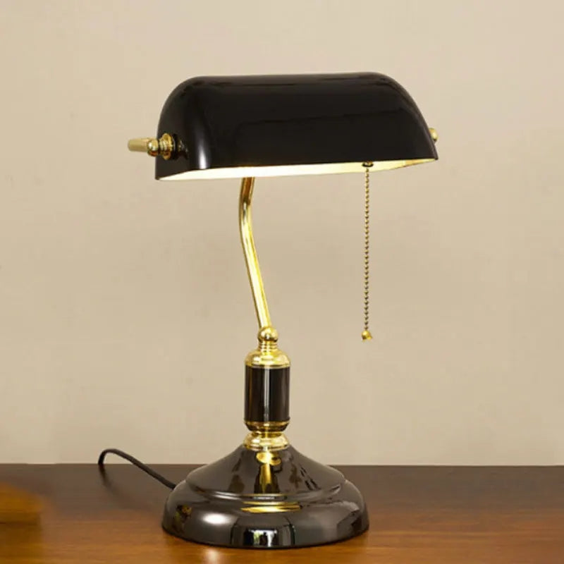 Garduru Glas Tischlampe – Elegantes klassisches Design mit Metallbasis (E27, 16-20W)