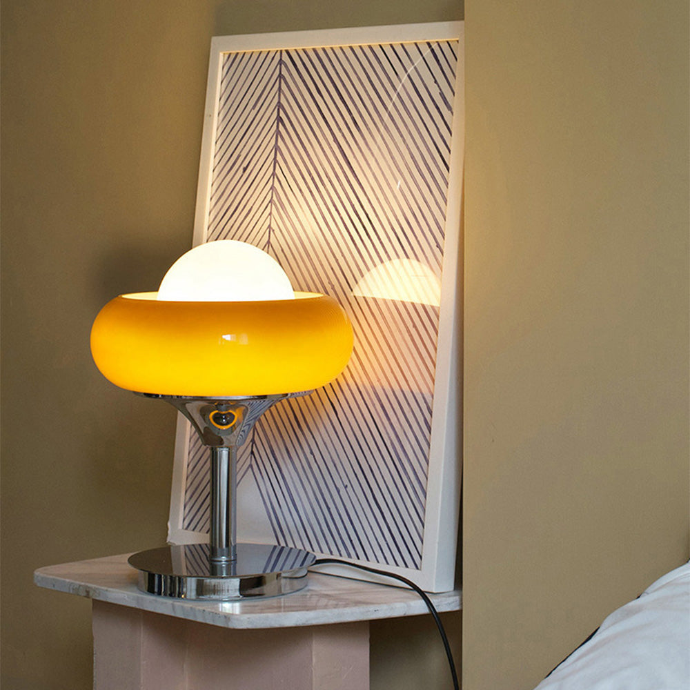 Vintage Bauhaus Tischlampe Gelb aus Glas - Elegantes und modernes Design