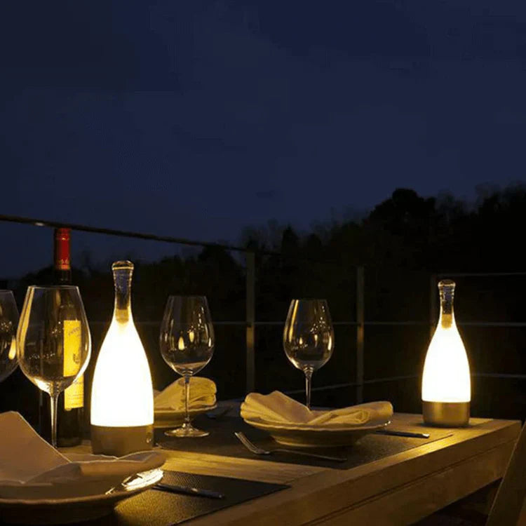 Dekorative Nachttischlampe Wiederaufladbar in Form einer Weinflasche – LED-Stimmungslicht mit dimmbarer Funktion