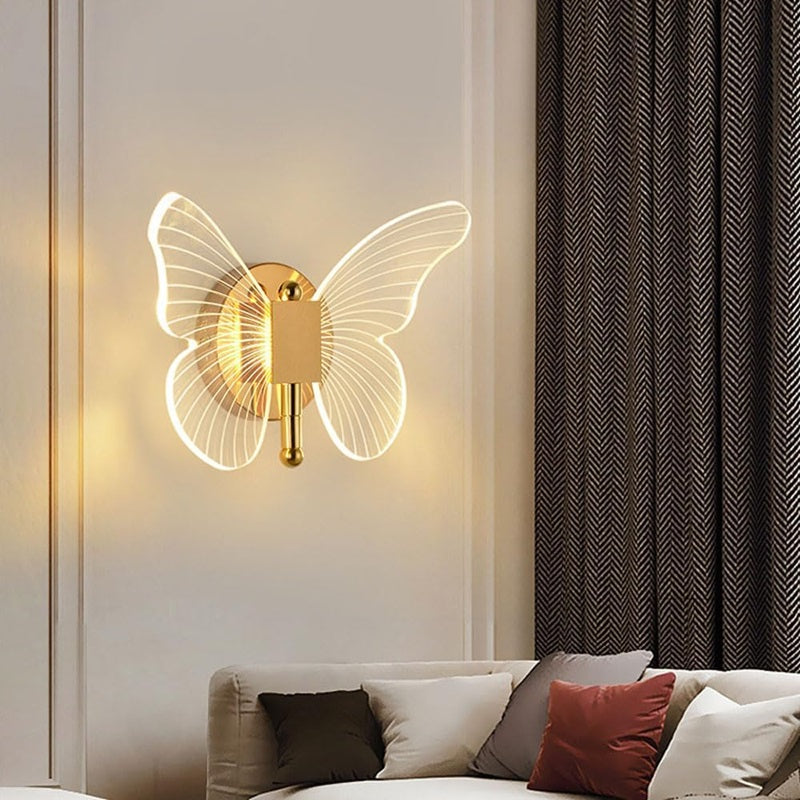 Schmetterlingsförmige LED-Wandleuchte mit drei Lichtmodi