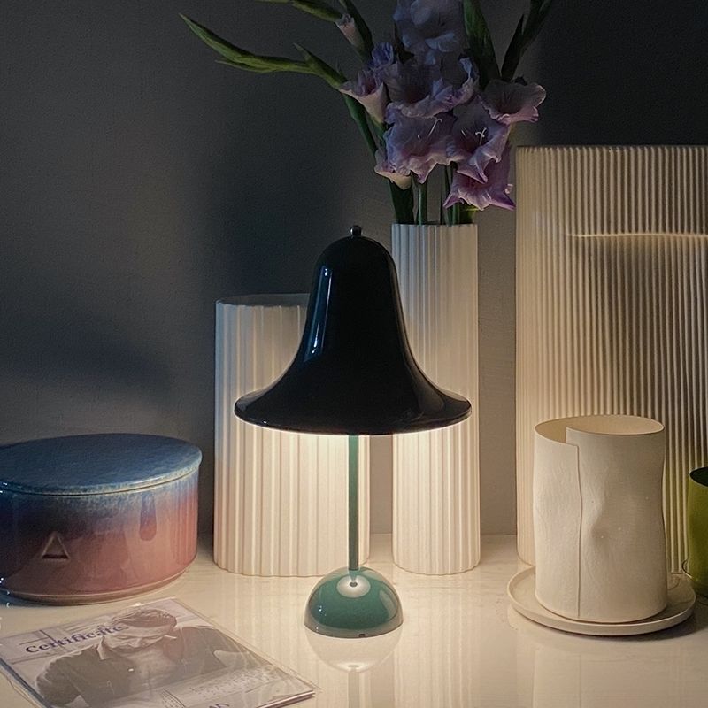 Luxora Jarass Touch-dimmbar Glockenform Tischlampe