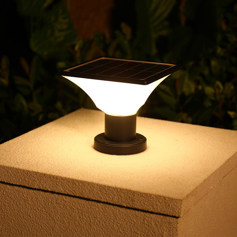 LED-Solarstützlamp – Wetterfester Außenbeleuchtung mit 4000mAh Batterie