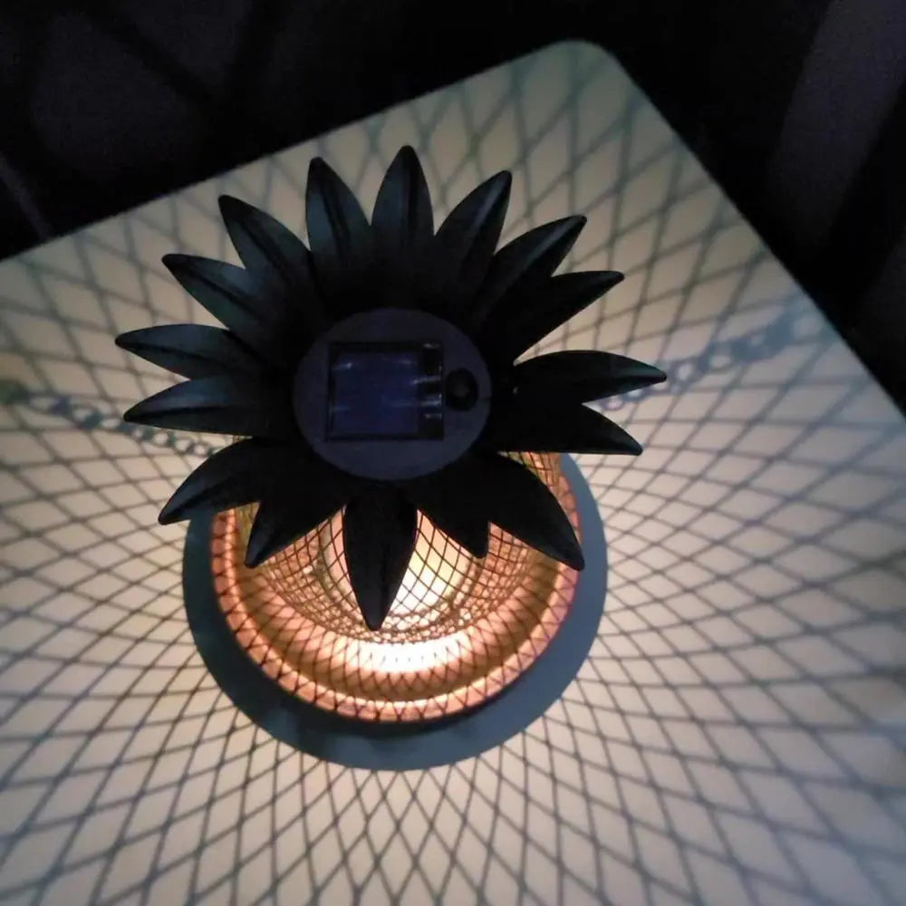 Solar Ananas Vogelfutterautomat