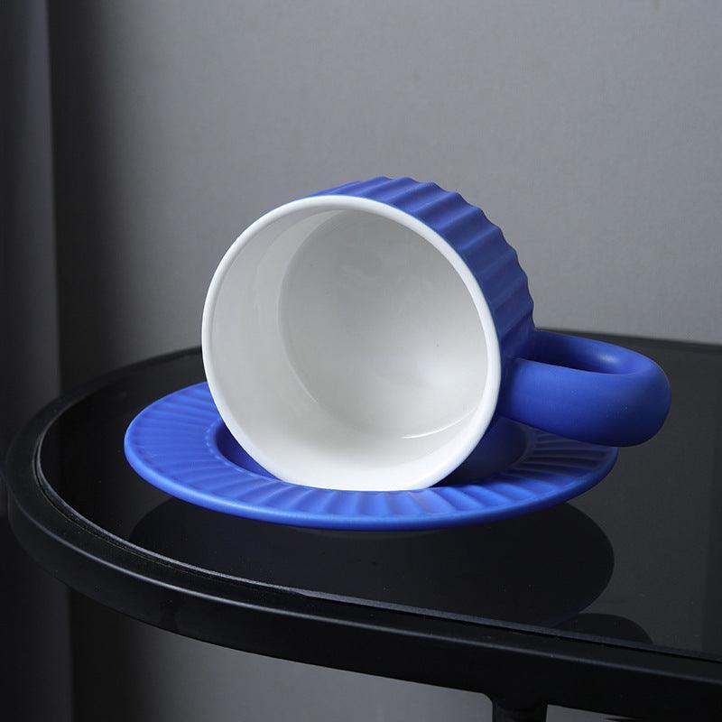 Garduru Gerippte Klobige Tasse Und Untertassen -Set