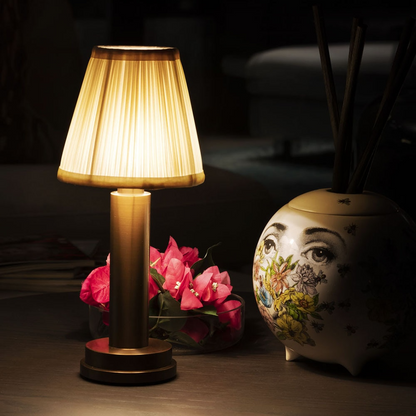 Garduru Touch Lamp – Kabellose LED-Tischlampe mit Touch & Dimmer