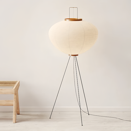 Japanische Noguchi Isamu Stehlampe | Minimalistisches Design