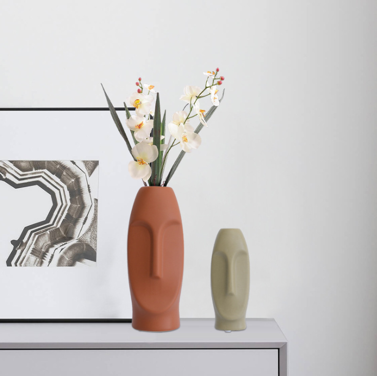 Avanté Vase – Schwarz & Weiß Abstrakte Keramische Menschengesicht Kunst