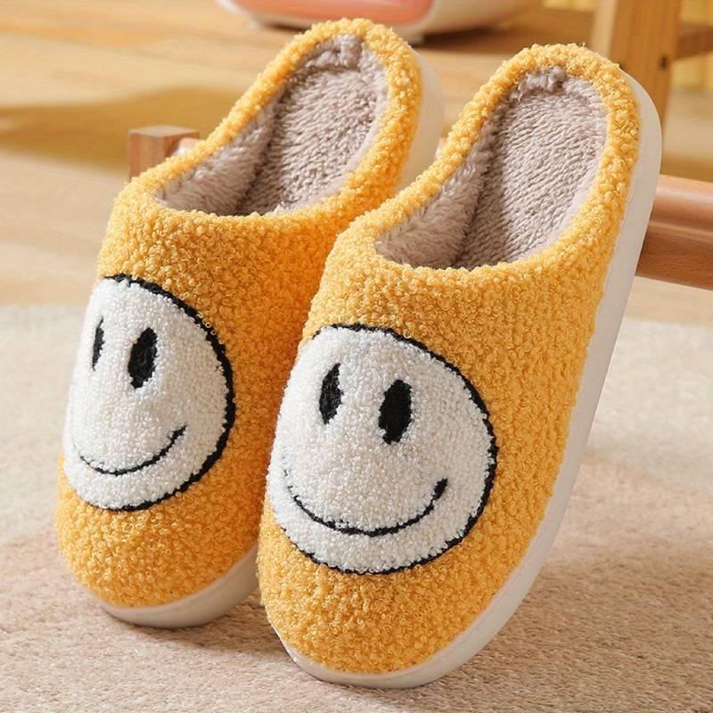 Smiley Face Slippers™ - Die Originals